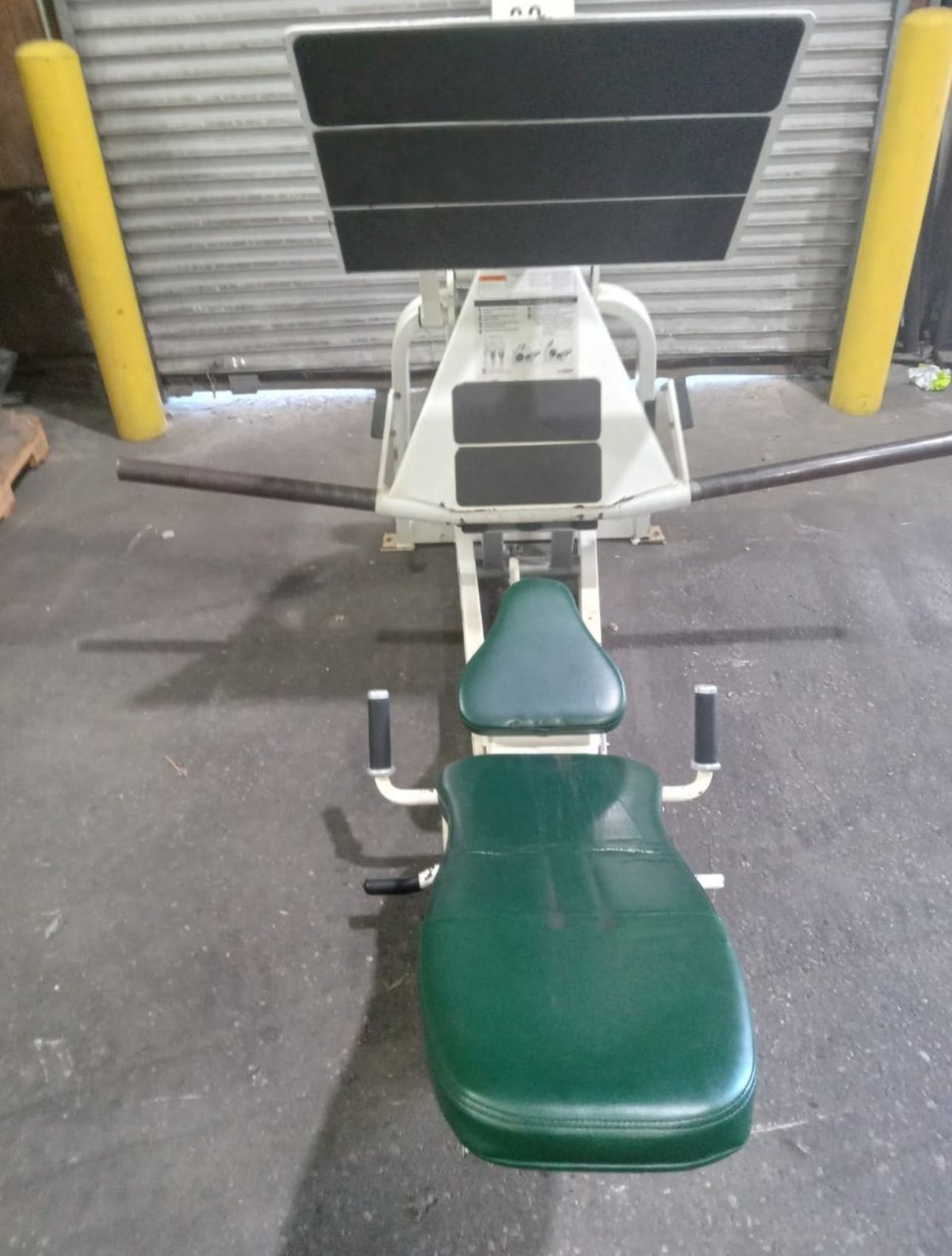 Cybex Squat Press Plate Loaded. - Image 3